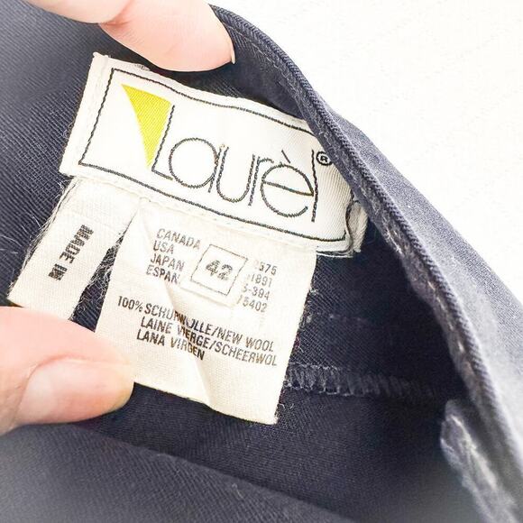 Laurel Navy Blue Pleated Gold Button High Waist Pants Wool/Silk Size 42 - Picture 4 of 9